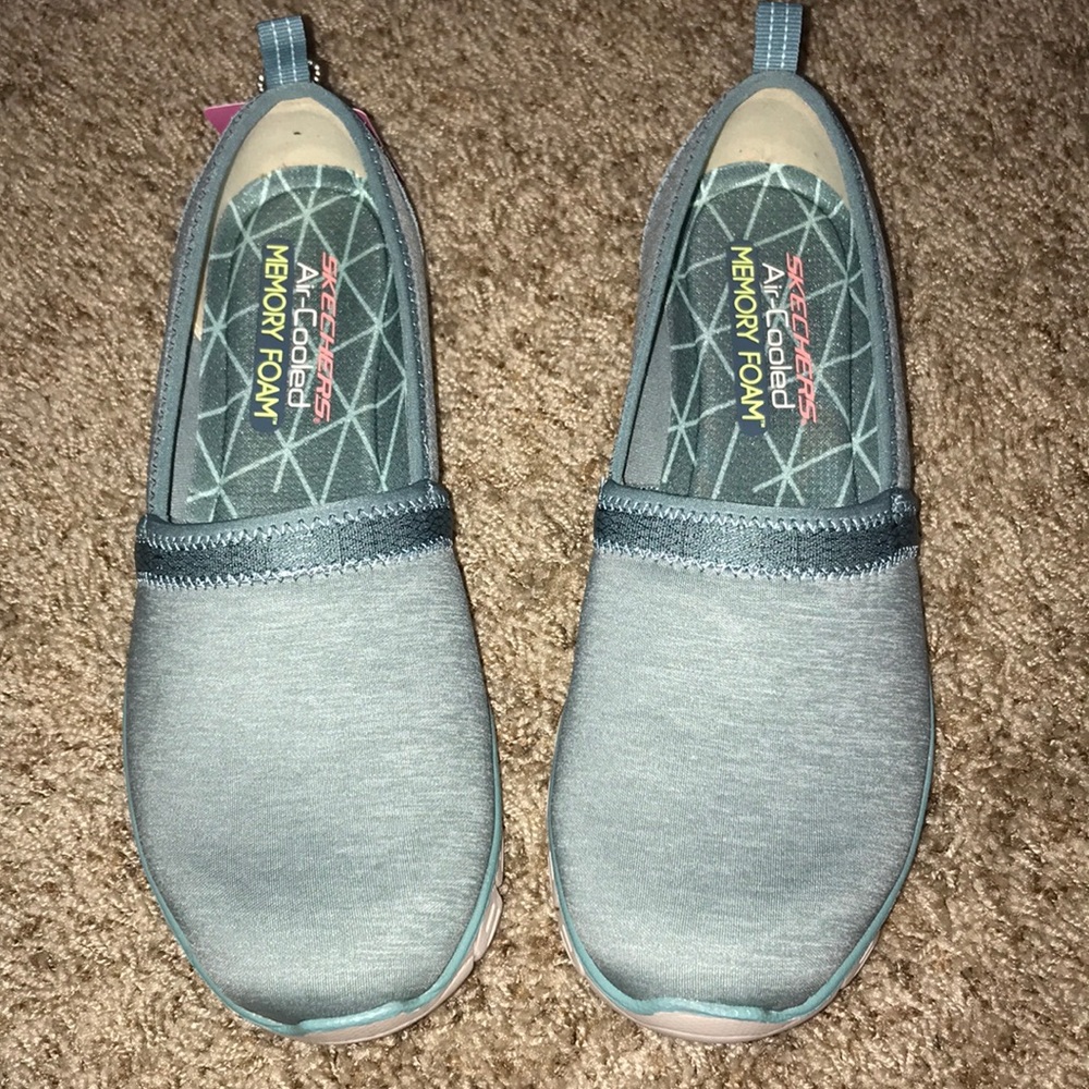 NEW: Women’s Sketchers with Memory Foam